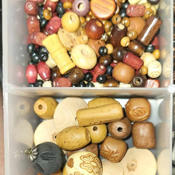 Beads and Findings Lot Haul Bundle Including Bead Organizer - Picture 11 of 14